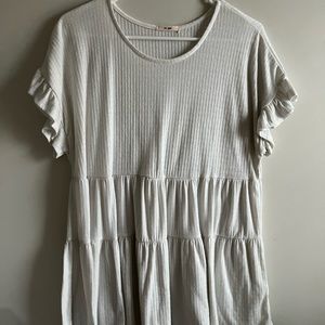 FLOWY WHITE, RIBBED SHIRT